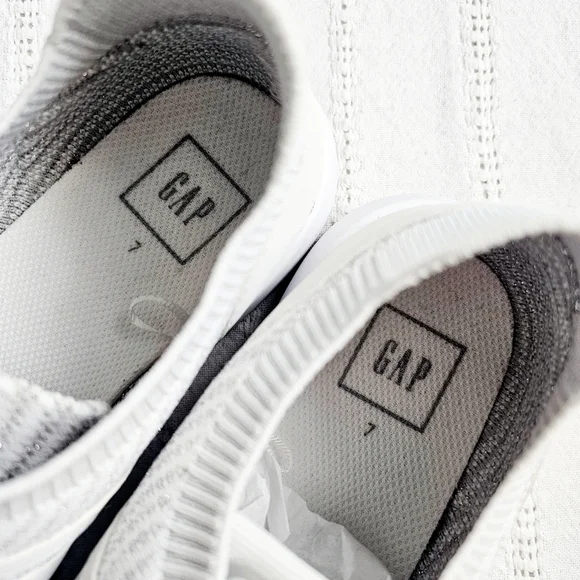 Gap Gapfit Knit Athletic Shoe Sneaker White Stretch Athleisure Lounge Work 7 New - Picture 12 of 16